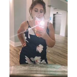 Meet your Posher, Molly